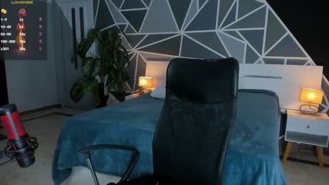 Snapshot of lucifer_dauhgter chatting on 12/05/24, 12:11 Lucy online show from 12/05/24, 12:11