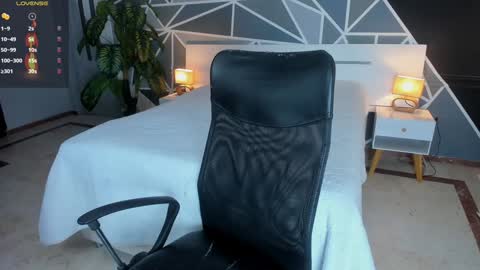 Snapshot of lucifer_dauhgter chatting on 12/10/24, 11:54 Lucy online show from 12/10/24, 11:54