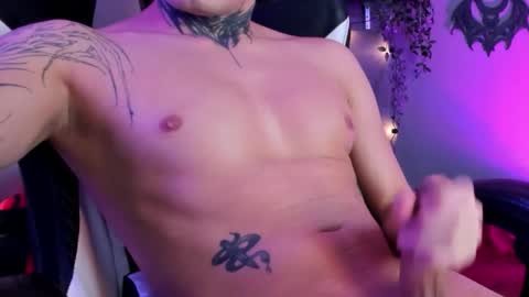 dominic online show from 02/03/26, 03:39