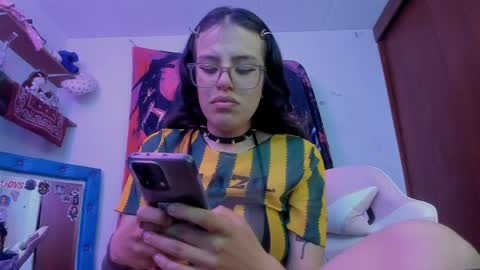 Snapshot of luciferrx666 chatting on 05/31/26, 04:53 camila online show from 05/31/26, 04:53
