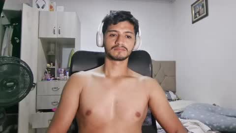 Snapshot of lucifferr_ chatting on 05/19/26, 06:47 leonel online show from 05/19/26, 06:47
