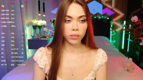 Snapshot of lucifiella chatting on 10/22/25, 12:05 MimiFors online show from 10/22/25, 12:05