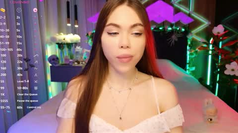 Snapshot of lucifiella chatting on 10/26/25, 02:45 MimiFors online show from 10/26/25, 02:45