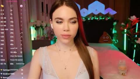 Snapshot of lucifiella chatting on 12/15/25, 05:06 MimiFors online show from 12/15/25, 05:06