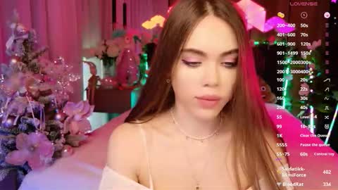 Snapshot of lucifiella chatting on 01/05/26, 07:39 MimiFors online show from 01/05/26, 07:39