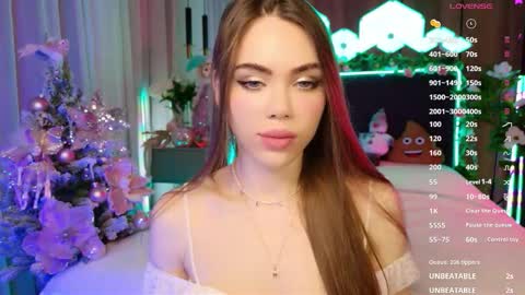 Snapshot of lucifiella chatting on 02/01/26, 07:01 MimiFors online show from 02/01/26, 07:01