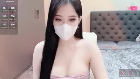 lucii04 online show from 01/14/26, 05:40