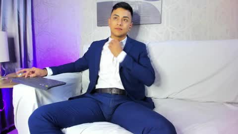 Leo online show from 01/12/25, 12:01
