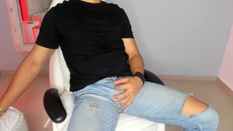 Leo online show from 12/05/25, 11:30