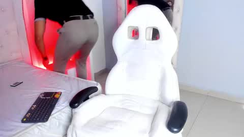 Leo online show from 02/02/26, 11:42