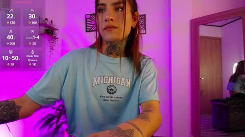 luciiana online show from 12/20/24, 08:01