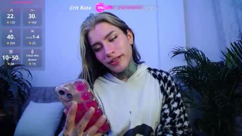 luciiana online show from 09/29/25, 09:03