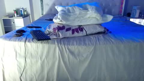 Snapshot of luciifer_hills chatting on 12/25/24, 11:43 luciifer_hills online show from 12/25/24, 11:43