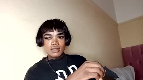 Snapshot of lucile_carrie chatting on 10/30/25, 07:54 Lucile Carrie online show from 10/30/25, 07:54