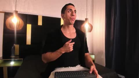 Lucio online show from 04/21/26, 12:00