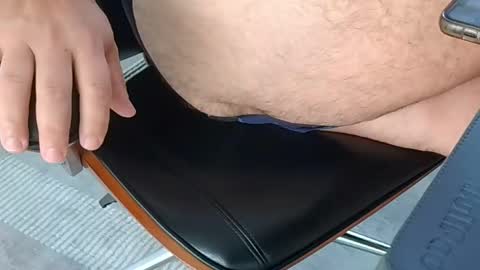 Snapshot of luciobsb chatting on 03/31/26, 12:49 luciobsb online show from 03/31/26, 12:49