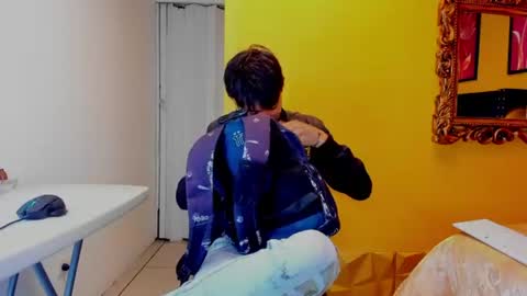 Snapshot of luckk_ chatting on 06/29/26, 12:17 luckk_ online show from 06/29/26, 12:17