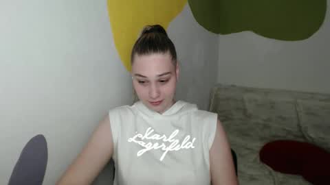 Snapshot of lucky_barbie chatting on 05/26/26, 02:46 Grace online show from 05/26/26, 02:46