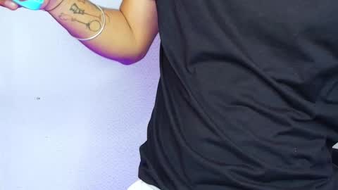 Snapshot of lucky_blessed chatting on 01/14/25, 12:14 lucky_blessed online show from 01/14/25, 12:14