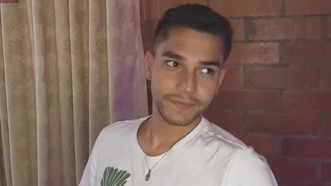 Snapshot of lucky_blessed chatting on 02/03/25, 05:24 lucky_blessed online show from 02/03/25, 05:24