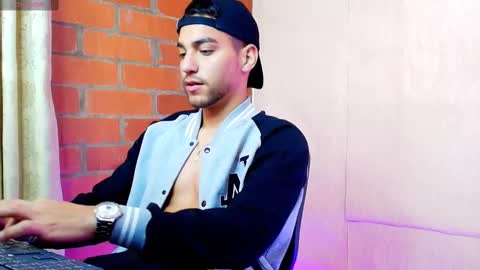 Snapshot of lucky_blessed chatting on 03/06/25, 06:48 lucky_blessed online show from 03/06/25, 06:48