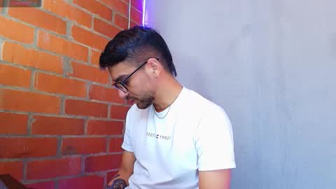 Snapshot of lucky_blessed chatting on 10/02/25, 06:15 lucky_blessed online show from 10/02/25, 06:15