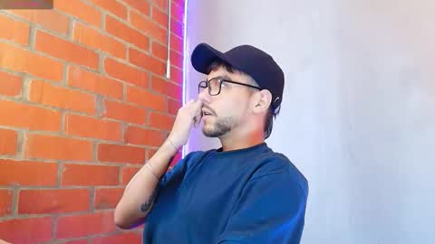 Snapshot of lucky_blessed chatting on 10/06/25, 06:38 lucky_blessed online show from 10/06/25, 06:38