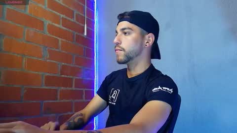 Snapshot of lucky_blessed chatting on 10/24/25, 10:17 lucky_blessed online show from 10/24/25, 10:17