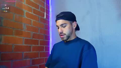 Snapshot of lucky_blessed chatting on 10/25/25, 10:23 lucky_blessed online show from 10/25/25, 10:23