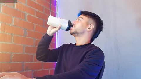 Snapshot of lucky_blessed chatting on 11/07/25, 04:07 lucky_blessed online show from 11/07/25, 04:07