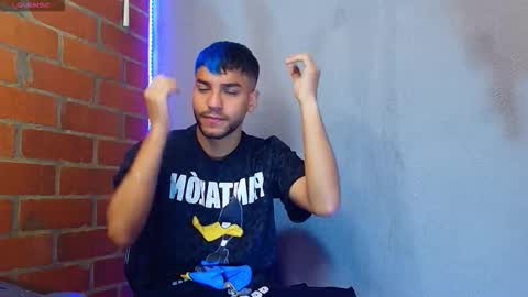 Snapshot of lucky_blessed chatting on 11/14/25, 04:17 lucky_blessed online show from 11/14/25, 04:17