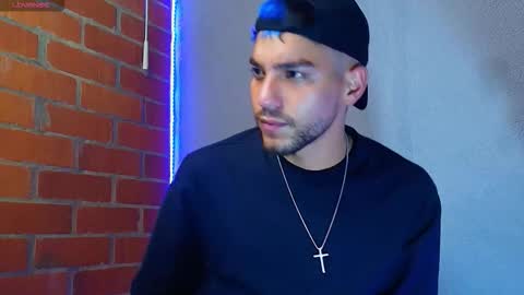 Snapshot of lucky_blessed chatting on 11/15/25, 05:49 lucky_blessed online show from 11/15/25, 05:49