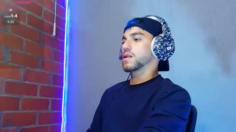 Snapshot of lucky_blessed chatting on 11/17/25, 07:47 lucky_blessed online show from 11/17/25, 07:47