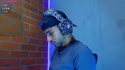 Snapshot of lucky_blessed chatting on 11/28/25, 06:38 lucky_blessed online show from 11/28/25, 06:38