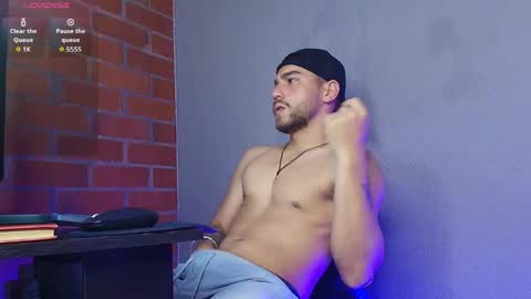 Snapshot of lucky_blessed chatting on 05/06/26, 12:19 lucky_blessed online show from 05/06/26, 12:19