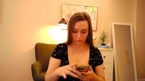 lucky_foryou_baby online show from 12/09/24, 10:54