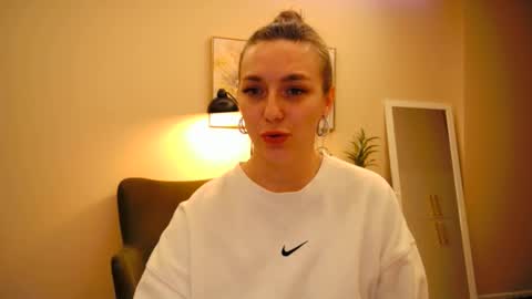 lucky_foryou_baby online show from 12/29/24, 03:13