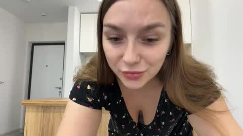 lucky_foryou_baby online show from 11/03/25, 12:28