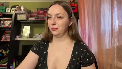 lucky_foryou_baby online show from 04/09/26, 11:48