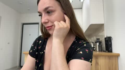lucky_foryou_baby online show from 06/15/26, 08:27