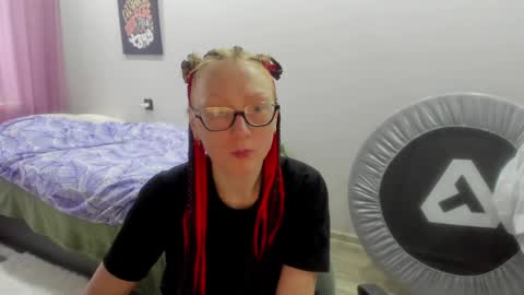 lucky_licky20 online show from 02/13/25, 05:58