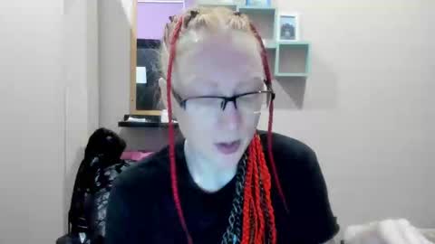 lucky_licky20 online show from 03/05/25, 04:02
