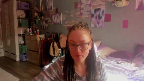 lucky_licky20 online show from 05/27/26, 01:57