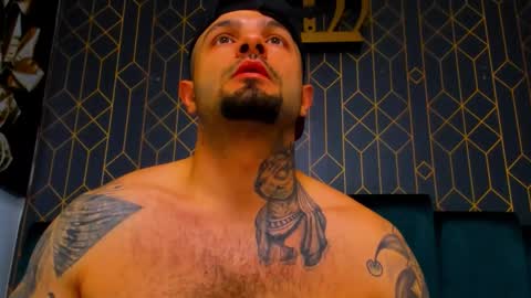 lucky_smith1 online show from 03/19/26, 07:51