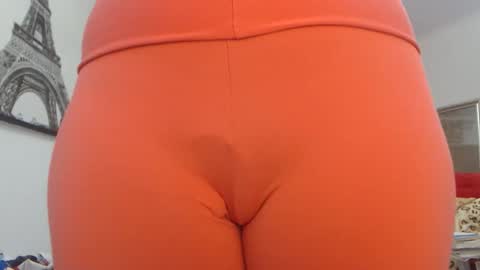 Ana online show from 10/19/25, 11:00