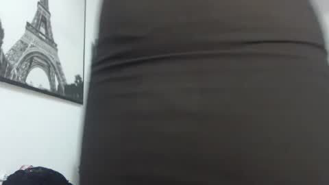 Ana online show from 11/19/25, 12:05