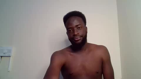 Snapshot of luckycharly chatting on 10/05/25, 04:38 MASTER DOM online show from 10/05/25, 04:38