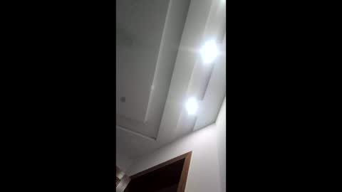 luckyfalcon2022 online show from 12/19/25, 10:11