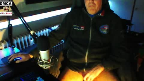        call me  Stefan online show from 01/31/25, 10:10