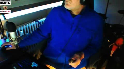        call me  Stefan online show from 02/16/25, 05:26